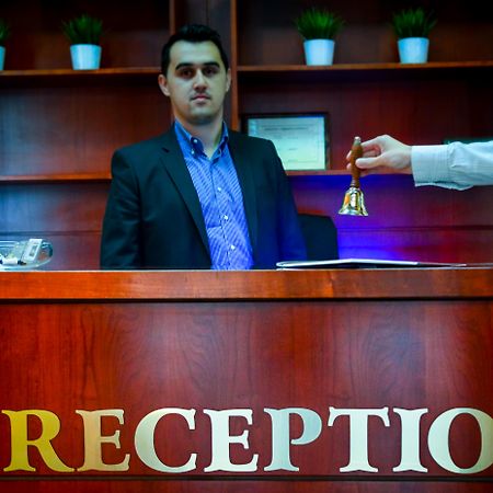 Hotel Reina Bucureşti Eksteriør bilde