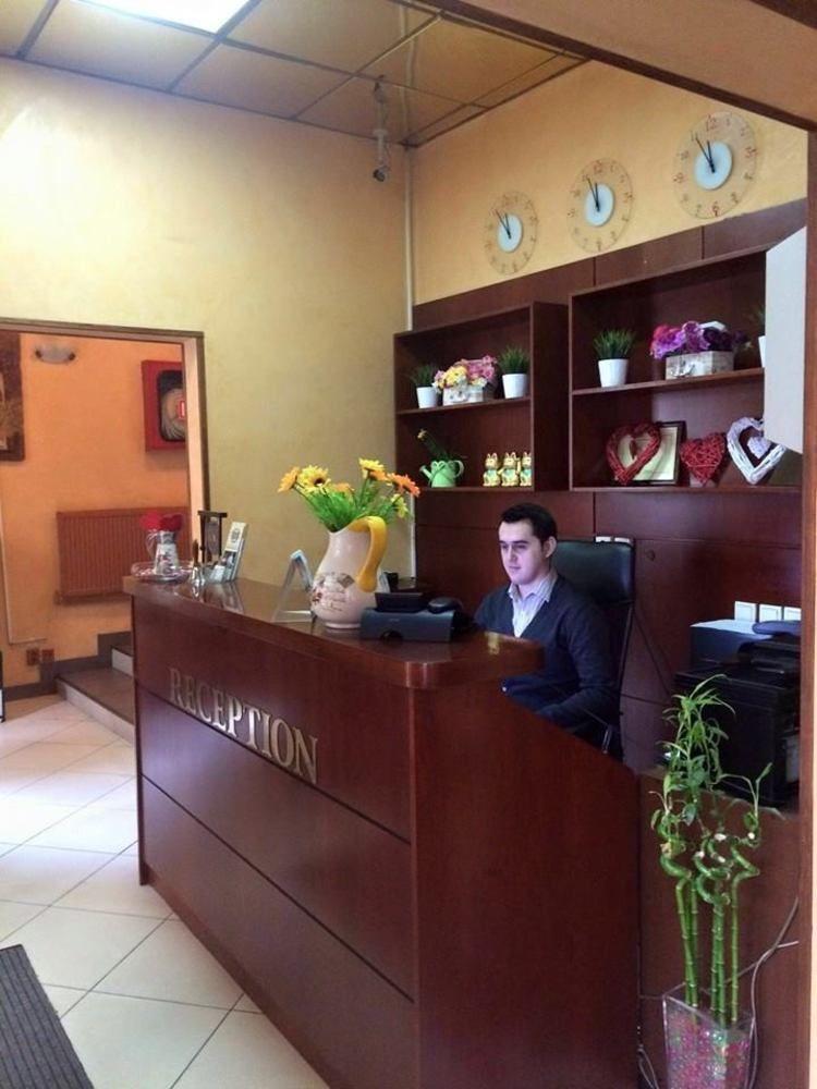 Hotel Reina Bucureşti Eksteriør bilde