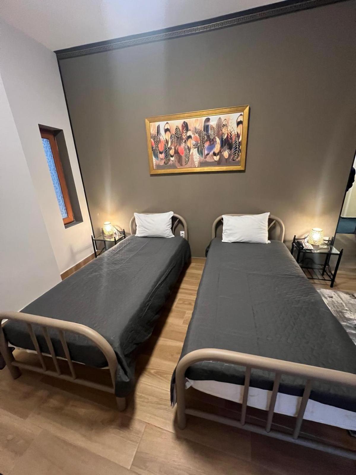 Hotel Reina Bucureşti Eksteriør bilde
